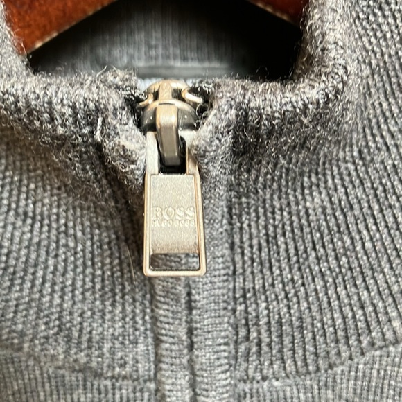 Hugo Boss - Picture 3 of 16